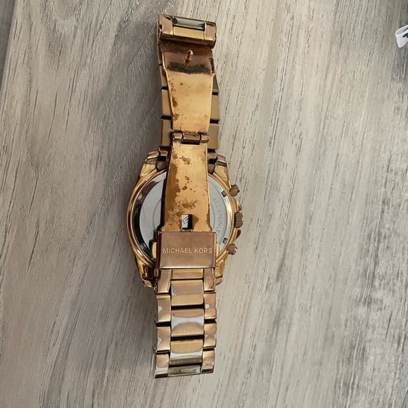 Michael Kors rose gold watch - Picture 5 of 6